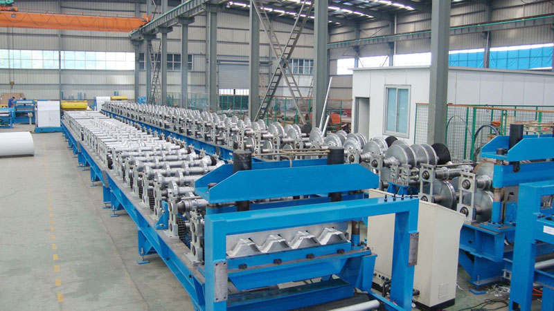 Floor Deck Roll Forming Machine