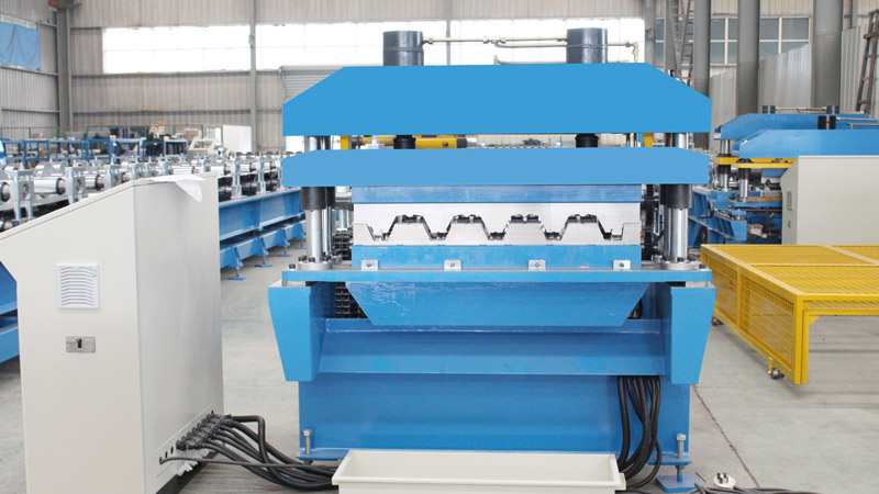 Floor Deck Roll Forming Machine