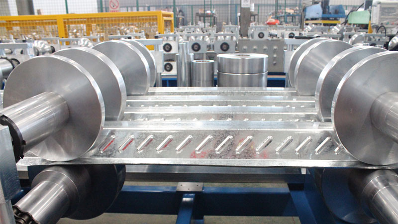 Floor Deck Roll Forming Machine