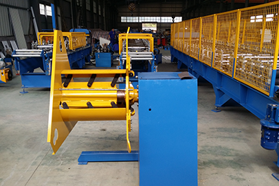 The Working Principle and Process of Roll Forming Machine