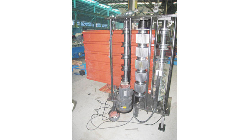 Roofing Sheet Crimping Machine